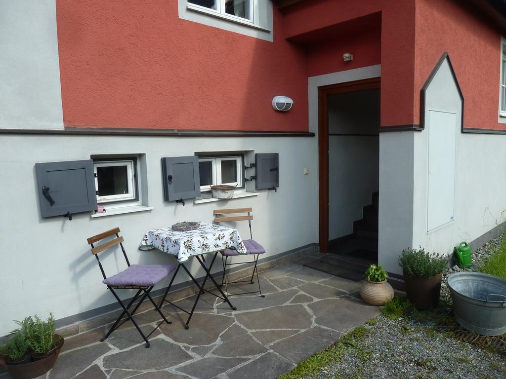 Villa Schnuck - Das Rote Ferienhaus Bad Gastein Kamer foto
