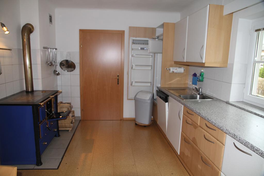 Villa Schnuck - Das Rote Ferienhaus Bad Gastein Kamer foto
