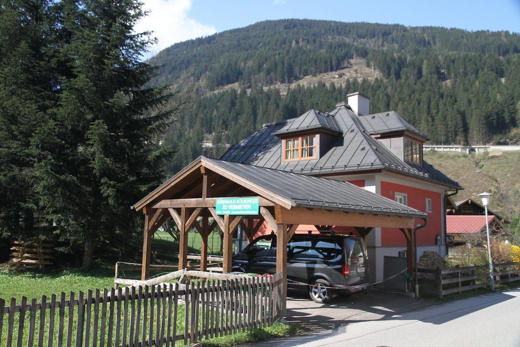 Villa Schnuck - Das Rote Ferienhaus Bad Gastein Buitenkant foto
